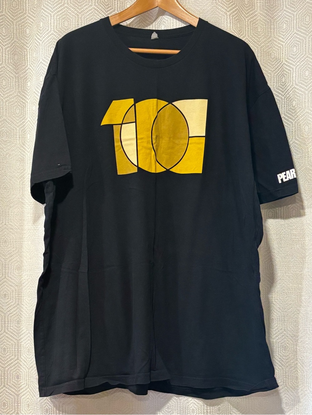PEARL JAM | Men’s Black 10 Club “I’m analog 2016” Tee
